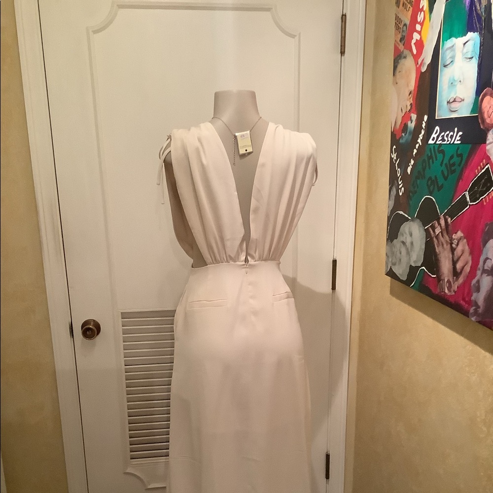 Dress - Picture 3 of 6